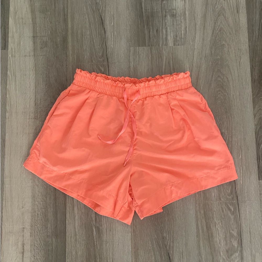 All in Motion High Waisted Coral Shorts - S